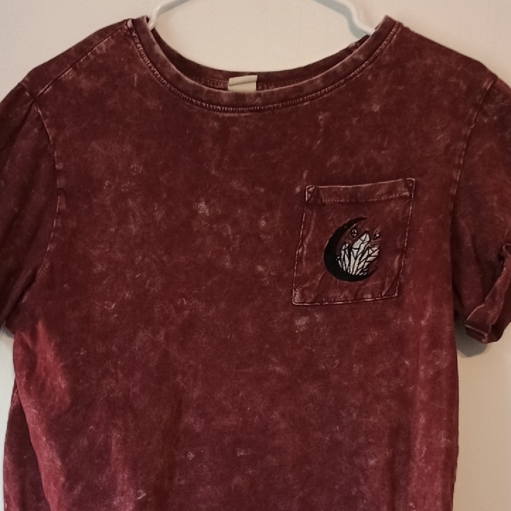 Women's Maroon Graphic Tee